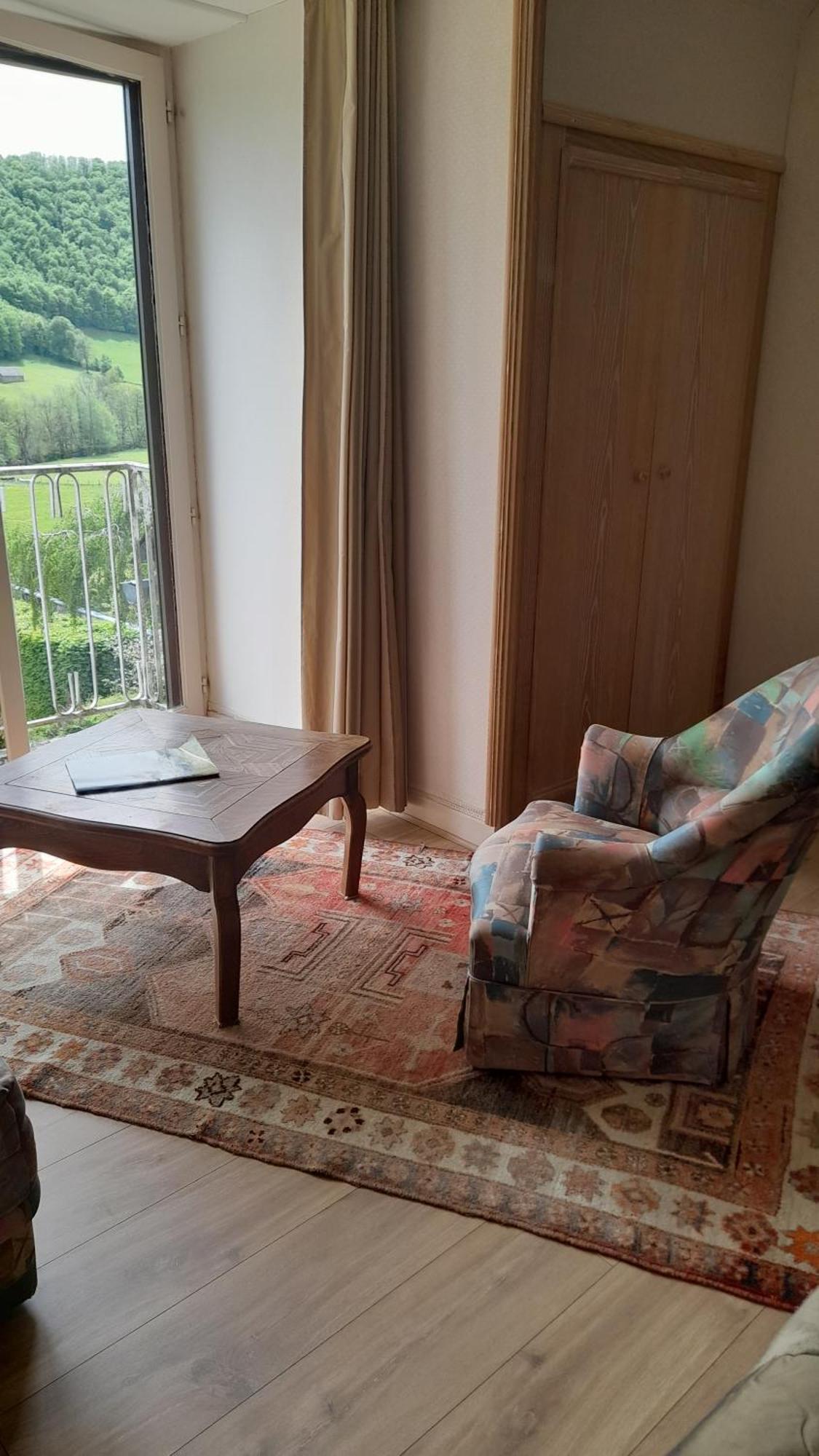 Chambre D'Hote Dans Le Cantal Vallee De La Maronne Saint-Martin-Valmeroux Exterior photo